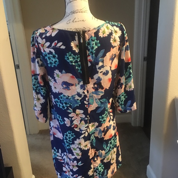 Floral Dress - Picture 4 of 6